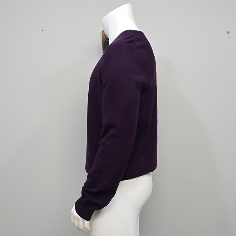 Bloomingdales Cashmere Sweater Mens XL Purple V-Neck Luxury Soft Dark Academia - Picture 2 of 7